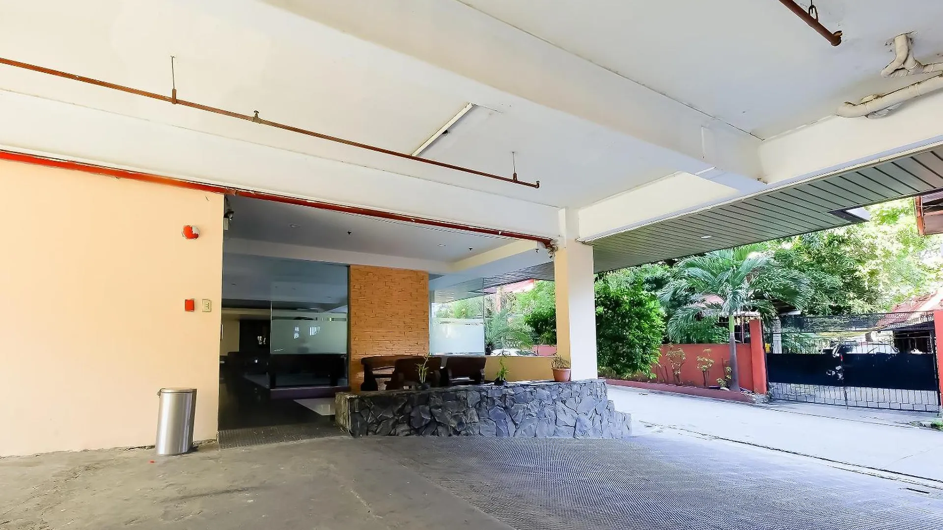 Las Piñas Cote D' Azure酒店 菲律宾